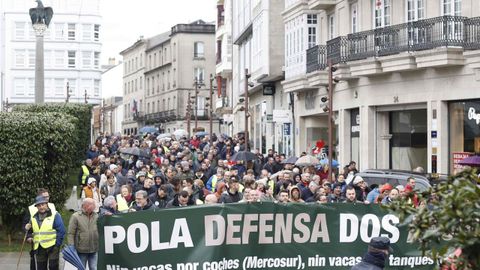 La protesta de este martes, a su paso por la plaza de Santo Domingo