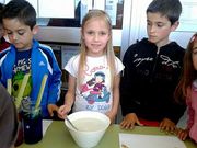 Alumnos del centro en una de las sesiones did�cticas de estos d�as.