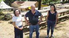 Comisi�n de fiestas de San Fins do Castro. Ayer, trabajando en los preparativos 