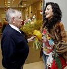 Xulio L�pez (derecha) present� �O escano baleiro�.