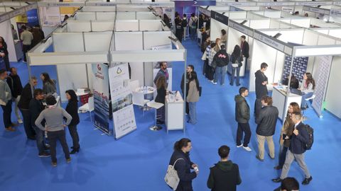 La feria reuni a medio centenar de empresas en el pabelln de Esteiro