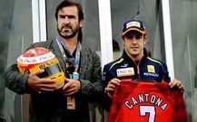 Fernando Alonso, junto a Eric Cantona en Silverstone