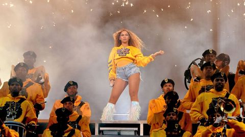 Beyonc durante su actuacin en el festival de Coachella