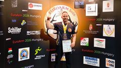 Fran Rodr&iacute;guez luce su medalla de bronce en Budapest.