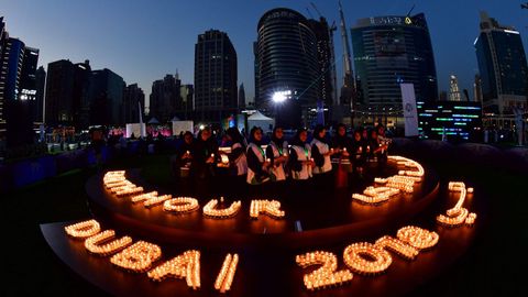 Conmemoracin de la Hora del Planeta en Dubai