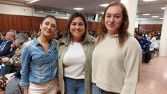 Maruxa Barros, Estrella Pereira y Laura Vallejo en el IES O Couto