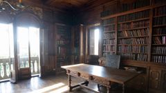 Biblioteca de las torres de Meir�s