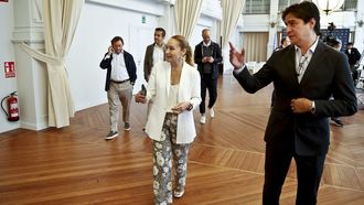 La presidenta del Celta, Mari�n Mouri�o, y el director de f�tbol del club, Marco Garc�s, en una imagen de archivo.