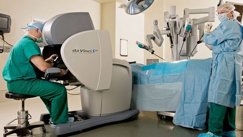 Os robots cirurxi�ns coma o Da Vinci funcionan grazas � baixa latencia da rede 5G