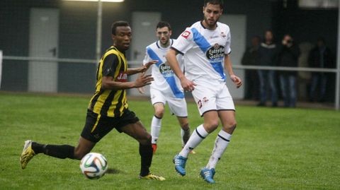 Las im�genes del partido Ribadumia contra Deportivo B