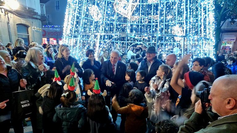 Inauguracin del alumbrado ornamental de las Navidades del 2024 en la calle Cardenal