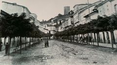 La desaparecida casa de Balbina Casal, primera con galer�a en la fina de la derecha