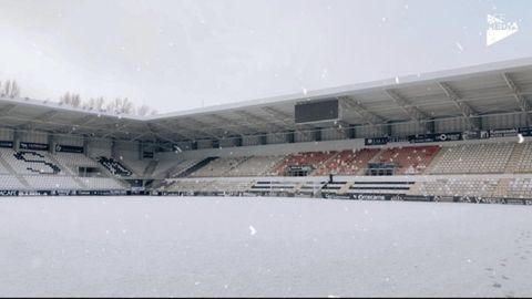 nieve Burgos Vetusta  Estadio Municipal de El Planto.Imagen del Estadio Municipal de El Planto