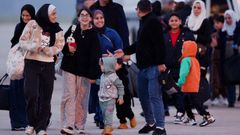 Evacuados de Gaza a su llegada a a base de Torrej�n de Ardoz.