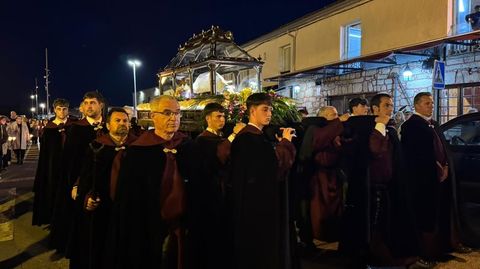 Procesi�n del Santo Entierro en Muros