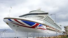 Vigo recibe la visita del crucero Ventura