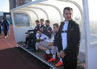 Mart�n Murado, en el banquillo del campo de A Pinguela en un partido del Club Lemos. 