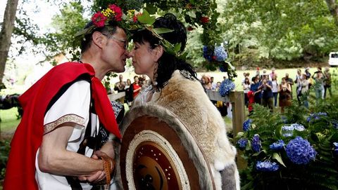 Original boda celta en el entorno del paseo de Sargadelos en Cervo