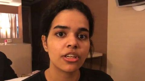 Rahaf Mohamed al Qunun, joven saudi que huye de su familia