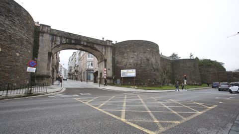 Muralla de Lugo, Porta da Estacin