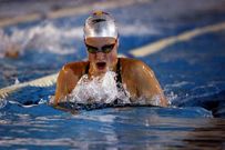 Beatriz Gmez, en la piscina de Ras do Sur.