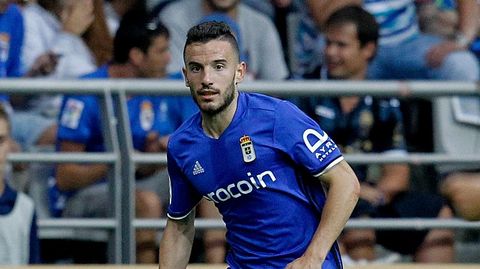 Fern�ndez durante un partido en el Tartiere