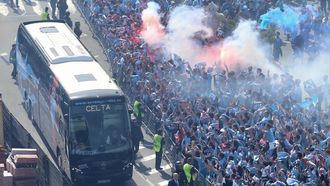 Llegada autobus Celta a Bala�dos