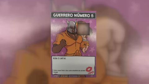 Carta �Guerrero N�mero 5�, que porta en brazos a un preso con los pantalones bajados y el culo en pompa, imagen que hemos pixelado