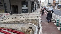 Obras de urbanizaci�n en la calle Jorge Borrow de A Coru�a.