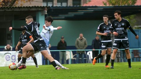 Tercera Federacin. Derbi barbanzano entre el Boiro y el Noia.