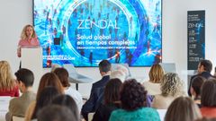 Las instalaciones de Zendal en Porri�o acogieron un encuentro de expertos que�cont� con la participaci�n de�Suzanne Kerba, Ljubi?a Latinovi?; Nicol�s Gonz�lez Casares�y Graziella Almendral.