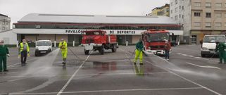 Limpieza y desinfecci�n del campo de la feria de Vilalba en abril