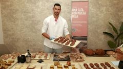 Miguel Beade, de la panader�a Mercedes de Carral y uno de los referentes del sector, dirigi� una cata de panes en El Corte Ingl�s
