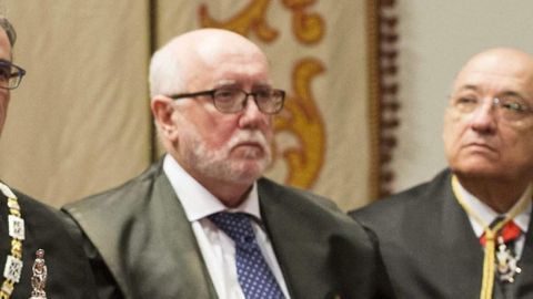Destituido el fiscal que investiga al presidente de Murcia por corrupci�n