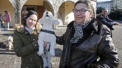Bendici�n de mascotas en la iglesia de Campolongo