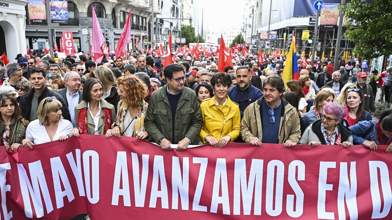 Los sindicatos salen a la calle para exigir la rebaja de la jornada laboral y la reforma del despido