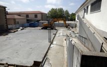 El Centro de Creaci�n Cultural para j�venes ocupa parte del patio del Ap�stolo Santiago. 