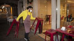 Los locales hosteleros de Noia tuvieron que cerrar ayer a media tarde al haber entrado el concello en las m�ximas restricciones
