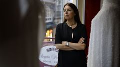Begoa Peamara, diseador y escritora, este viernes en su taller de moda nupcial, en A Corua.