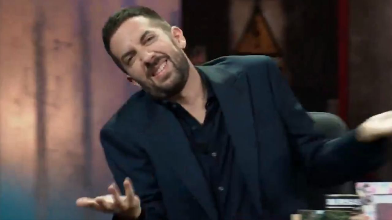 David Broncano, abucheado en «La Resistencia» por el «pastizal» que cobrará  en TVE: «¿Te parece normal 14 millones por temporada?»