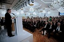 Artur Mas ha multiplicado sus viajes internacionales desde hace dos a�os en su intento de vender la consulta, aunque con poco �xito. En la foto, en un acto con empresarios rusos a finales del 2012.