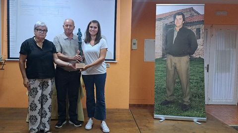 Entrega del Bo e Xeneroso a familia de Fernando Castro Villar, el martes 
