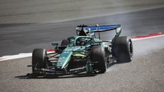 Lance Stroll, durante la primera jornada de los test de Bar�in.