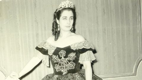 La soprano coru&ntilde;esa Mar&iacute;a Luisa Nache, en una imagen de archivo de la Real Academia Galega de Belas Artes 