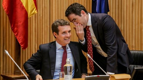 El presidente del PP, Pablo Casado, con el secretario general del partido, Teodoro Garcia Egea