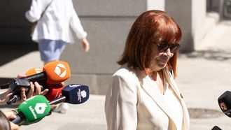 La presidenta del PSOE, Cristina Narbona, a su salida de la Audiencia Nacional.
