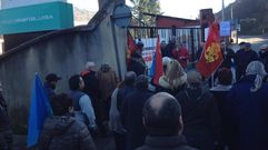 Movilizaci�n el 30 de diciembre a las puertas de Mar�a Luisa contra el cierre del pozo.Movilizaci�n el 30 de diciembre a las puertas de Mar�a Luisa contra el cierre del pozo