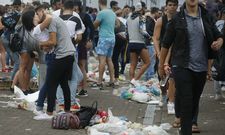 El volumen de basura en Vilagarc�a triplic� el que Pontevedra recogi� la tercera noche de pe�as. 