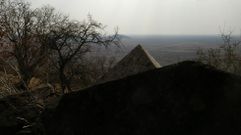 Uno de los siete v�rtices ya construidos por todo el planeta, en el desierto de Kalahari, en Botsuana. Los ostros seis, en Hawai, Nicaragua, Nueva Zelanda, Tierra del Fuego, Siberis y Cocos Island