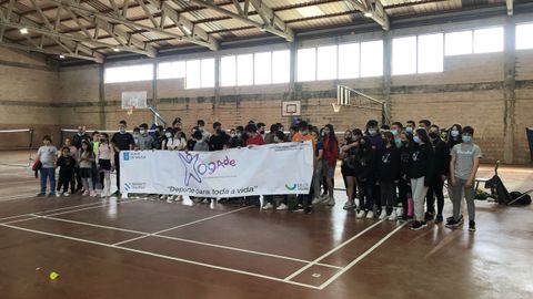 Encontros deportivos escolares na montaa de Lugo.